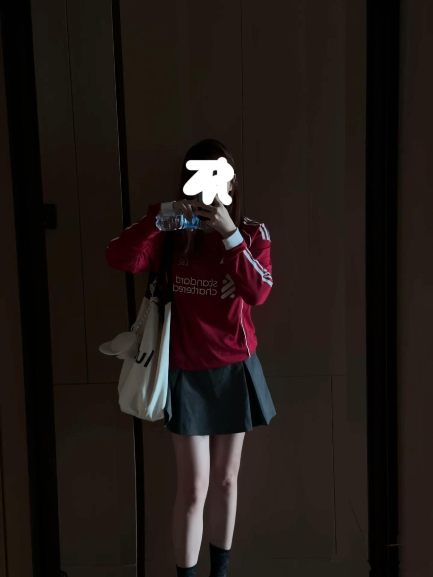 最近利物浦焦点重重。同时真的要给基耶萨多些时间 他好努力