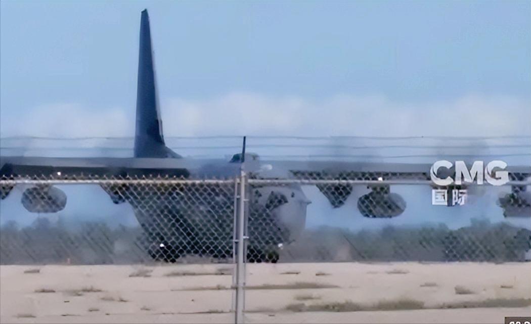 加勒比海成了美军的“军备仓库”，最近一组画面看得人头皮发麻，波多黎各的拉斐尔·埃