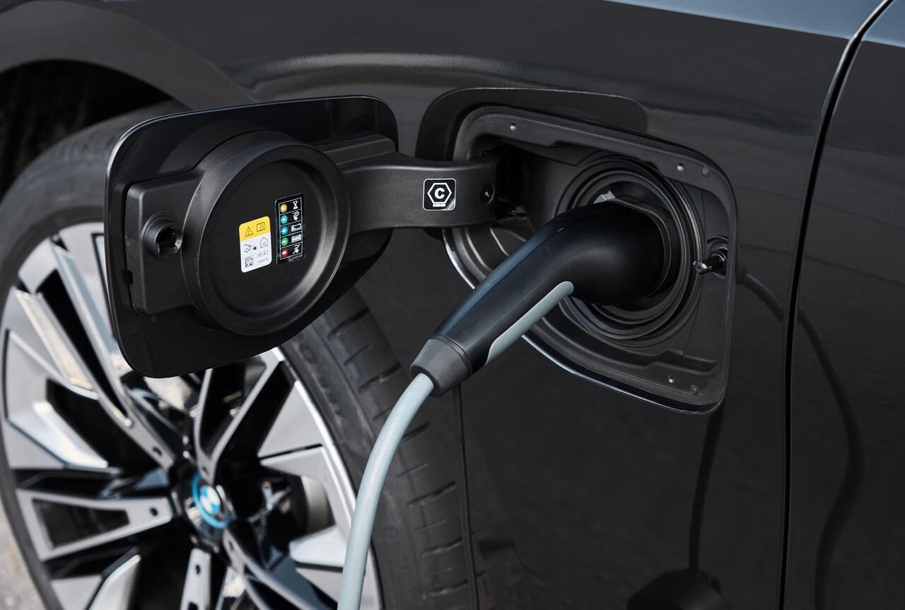 【韩国新规：PHEV 占用充电桩将罚款！】
在包含 100 户以上住宅小区在内的