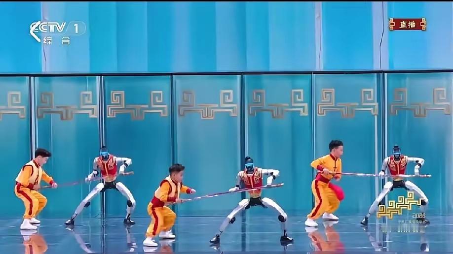 按这个速度，机器人明年都可以担任主持人，小撒的饭碗都难保！刚刚看了今年春晚上的机