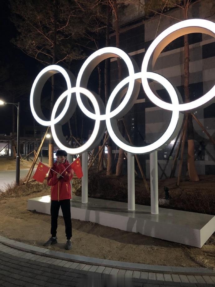 金博洋社媒：米兰之行真的很放松和享受，是2026开年最幸福的事情