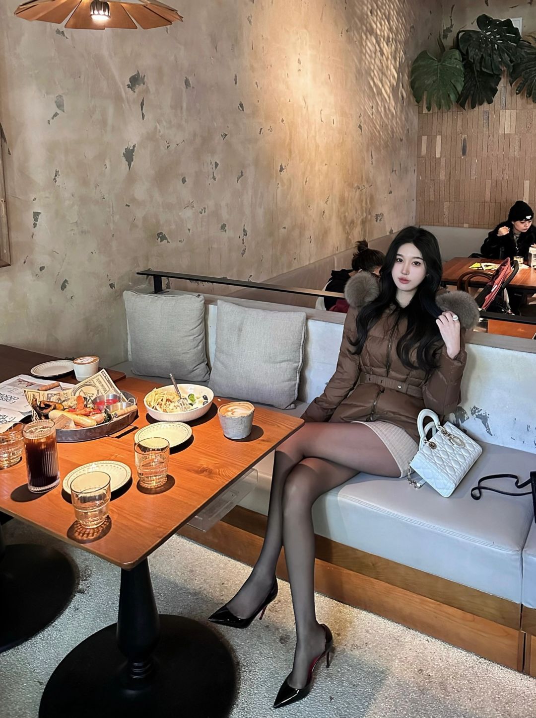 请吃饭的漂亮姐姐🥂