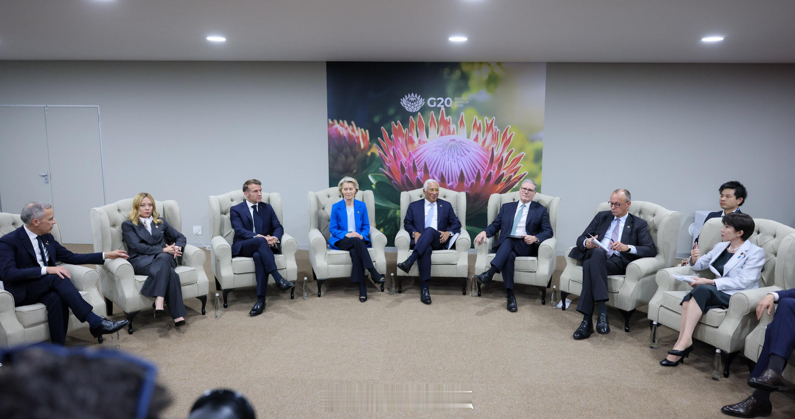 日本决定明年向乌克兰提供额外的财政支持，援助总额达到近60亿美元。俄乌冲突