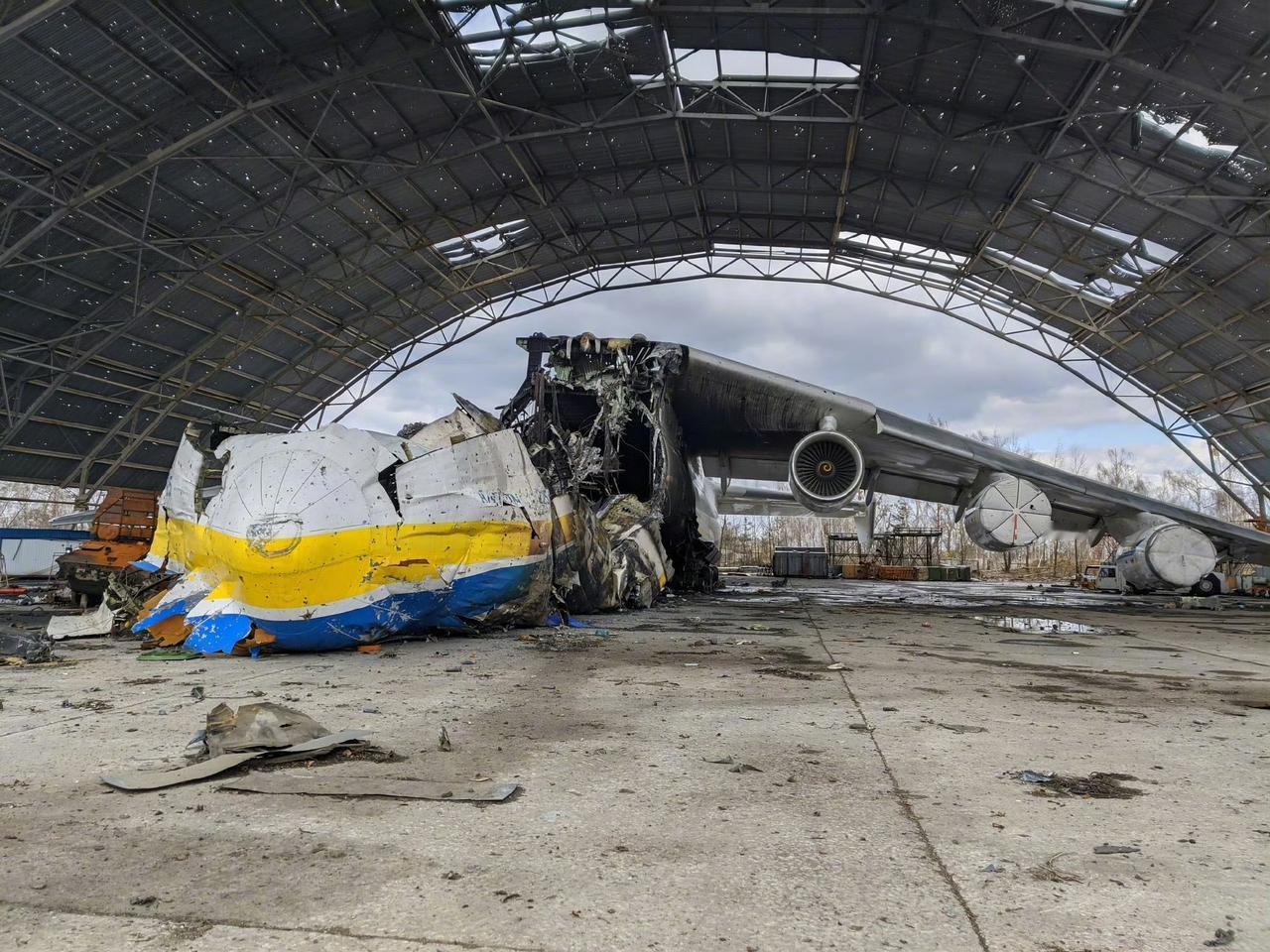 仗打了四年，乌克兰得到了什么呢？北约加入了吗？欧盟加入了吗？我看都没有吧！当然乌