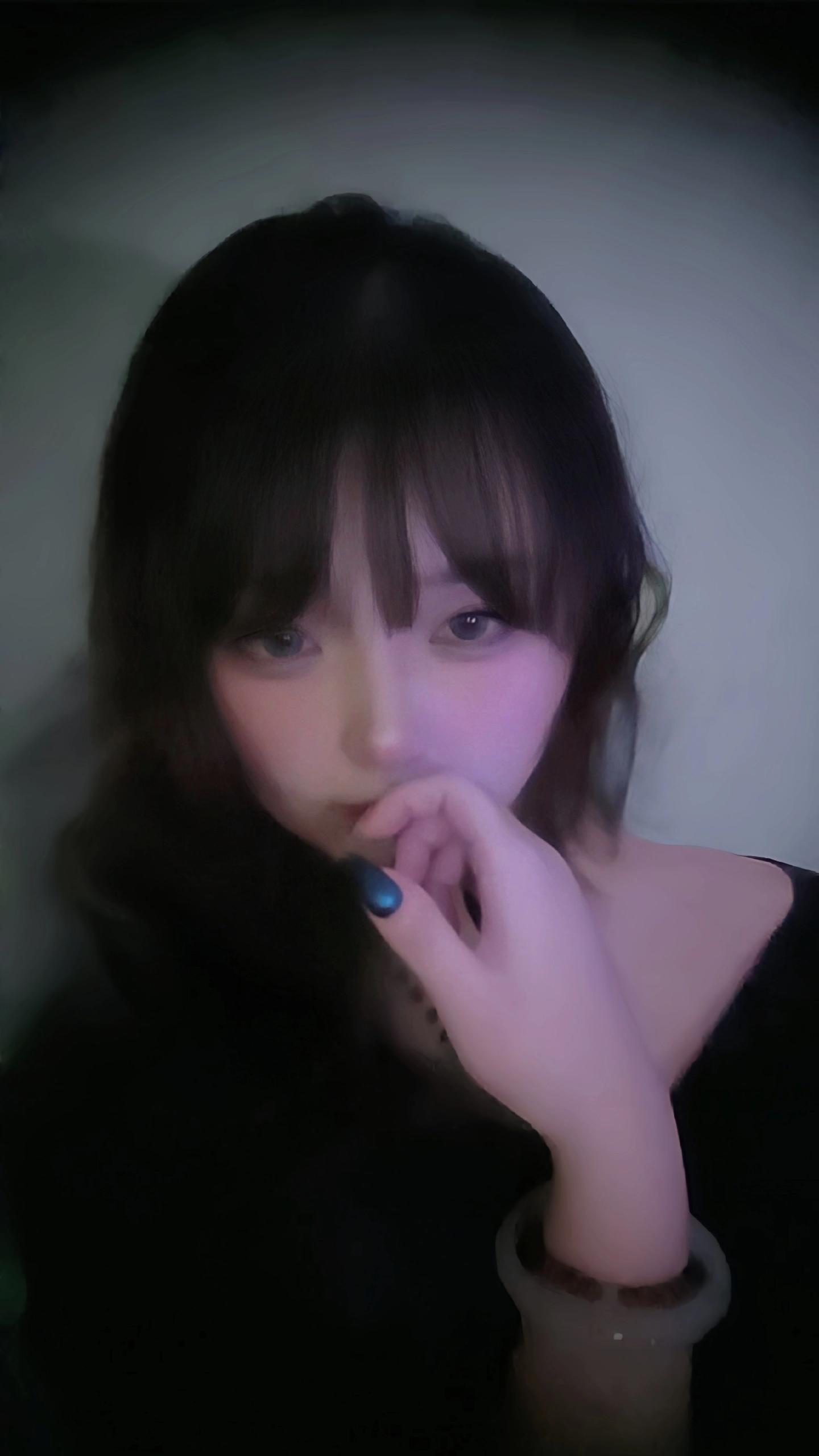 整张照片如同奶油般化开了。