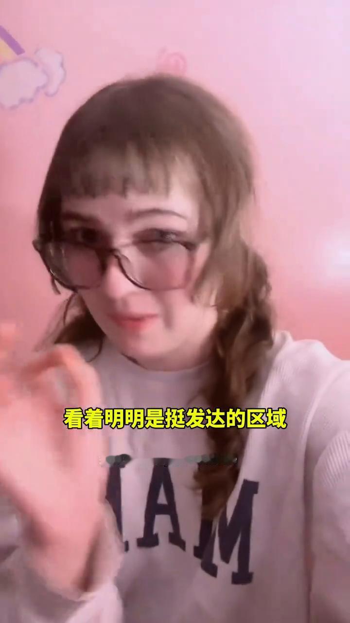 中国的手机信号堪称天花板。
在中国不管你去哪，永远都有手机信号。我觉得说白了是因