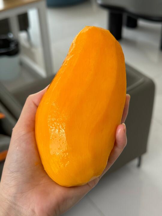 无丝无核的金煌芒吃起来真的太爽了