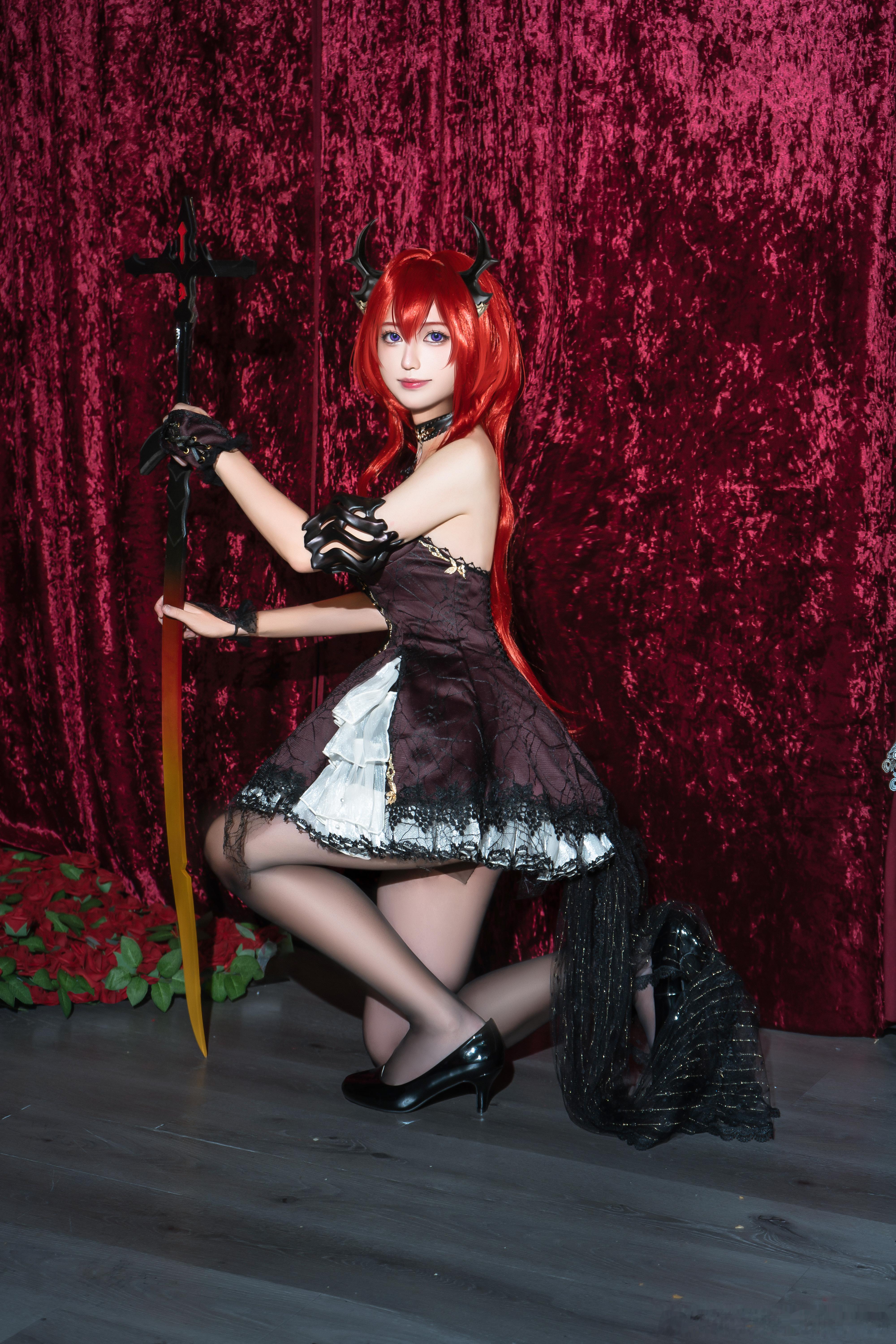 #明日方舟[超话]##次元大赏##cosplay##涞觅,不止丝滑# 图透一张4