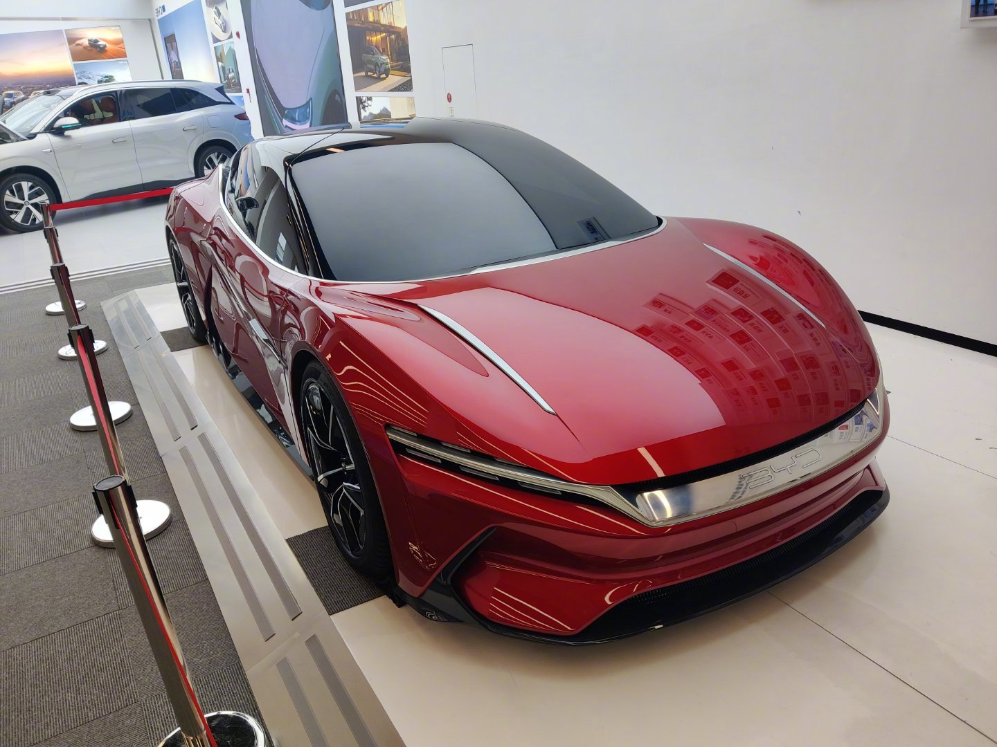 比亚迪每天纳税1.46亿 每天一个半小目标，这是什么概念？大概能有几辆99主战坦