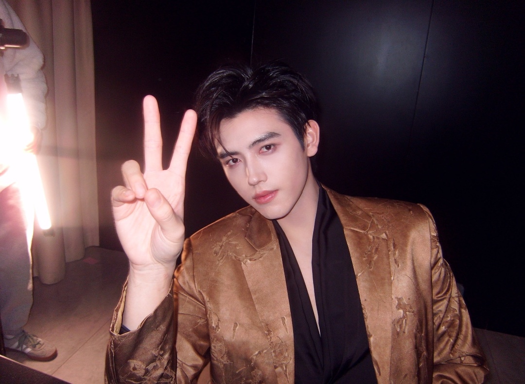 陈飞宇马年第一组CCD📷 