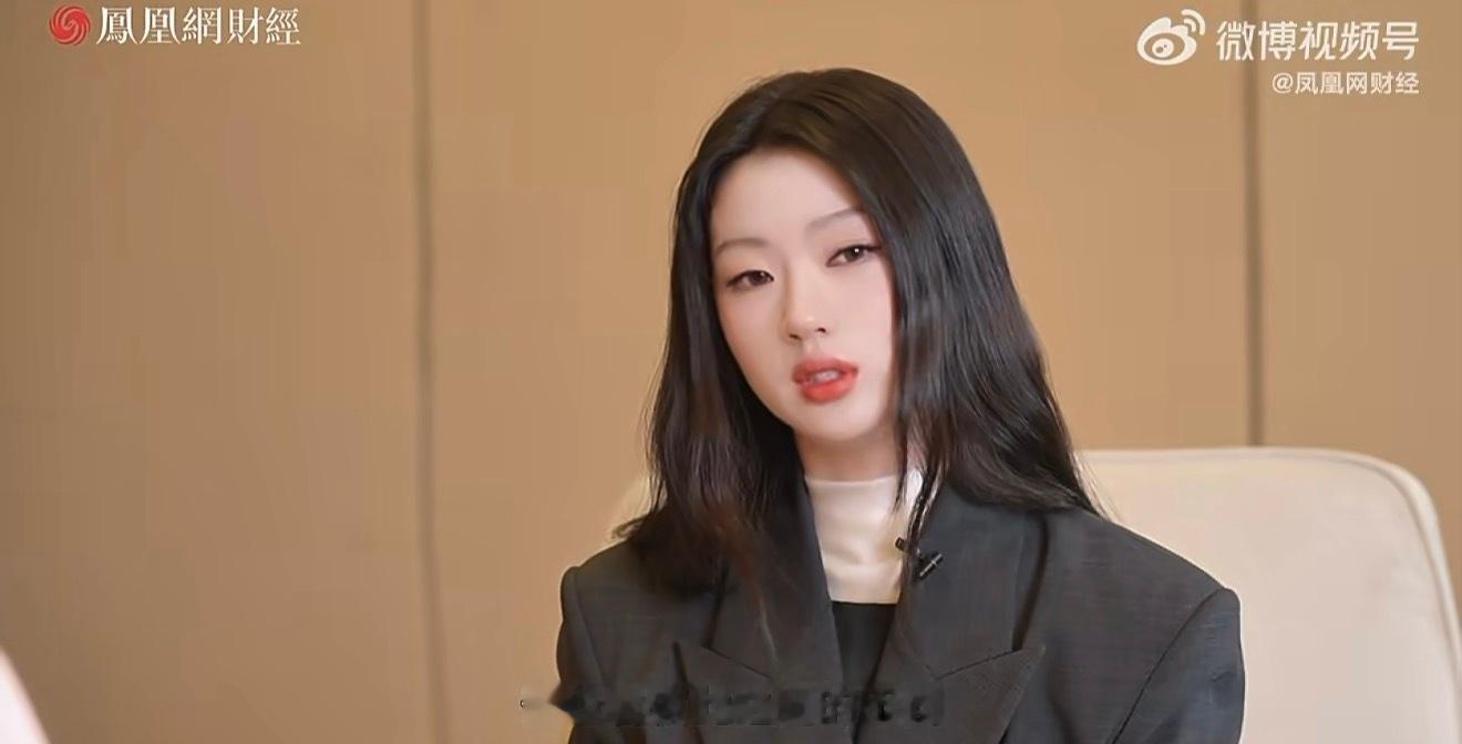我孩子这个妆真的不是自己画的吗 美得想哭