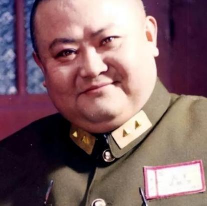 解放后，川军名将范绍增将七个妻子叫到身边，对她们说道“现在实行一夫一妻了，你们七