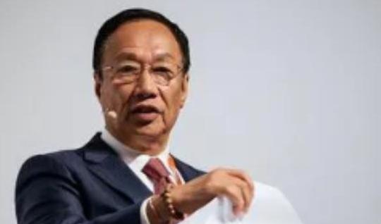 “只要大陆真敢开战，我就敢立刻运物资过去！”郭台铭，这位富士康大佬放话：两岸真打