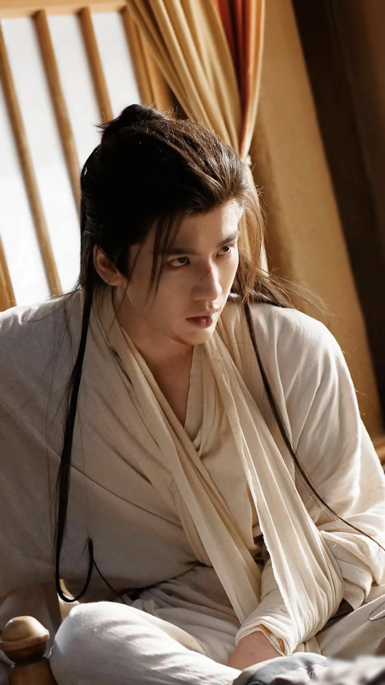 为什么武安侯一副勾栏式样？
《逐玉》里男主真的有点侮辱大将军的人设了！
哪有上战