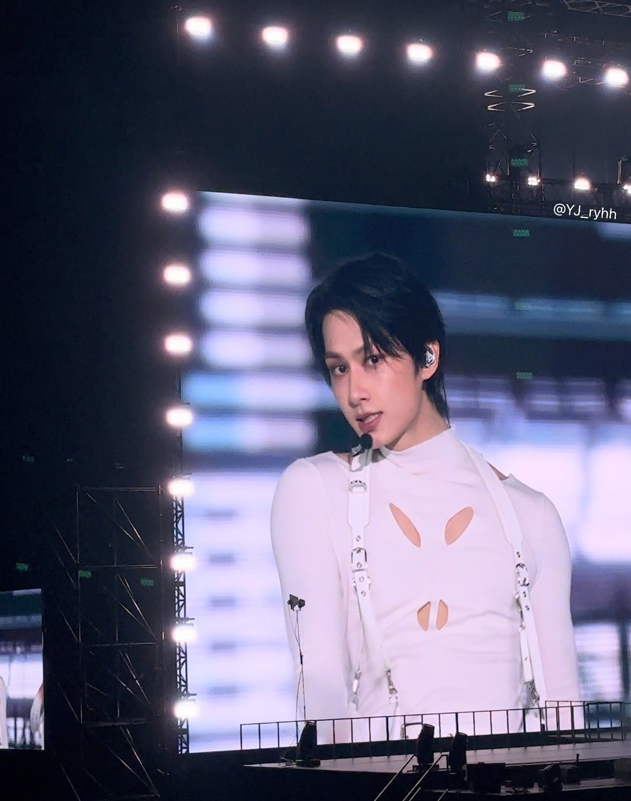 JUN文俊辉 你们说文俊辉这大宝贝怎么就这么好看呢？ 