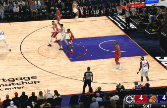 火箭旧将杰伦-格林太阳首秀第一分
北京时间11月7日，太阳与快船的比赛来到首节9