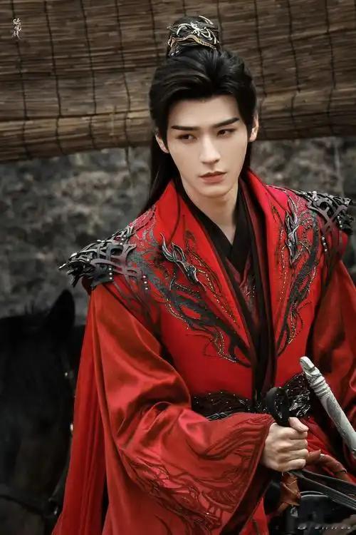 很久以前做过一个梦，午后的阳光突然被黑雾笼罩，接着就是遮天蔽日的黑暗。一阵狂风之