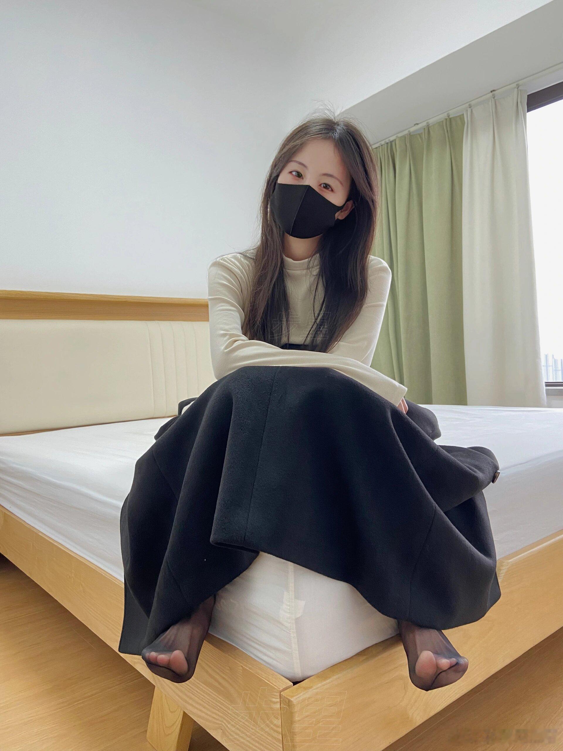 哥几个闻味来的 ​​​