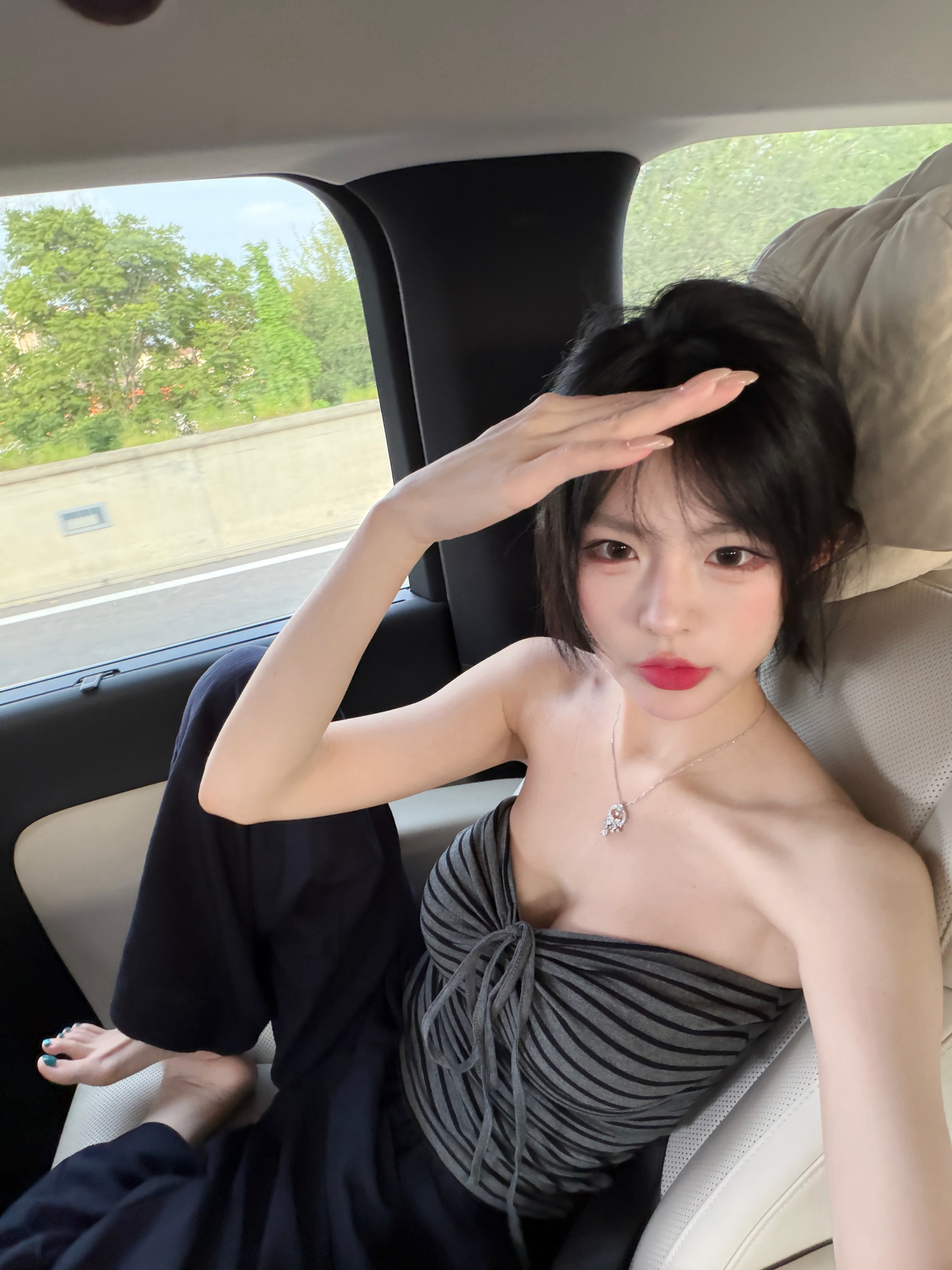 思慕社字母两个疯子才是绝配我是病态的我希望我的爱人也如同疯子般用病态的感情爱我我