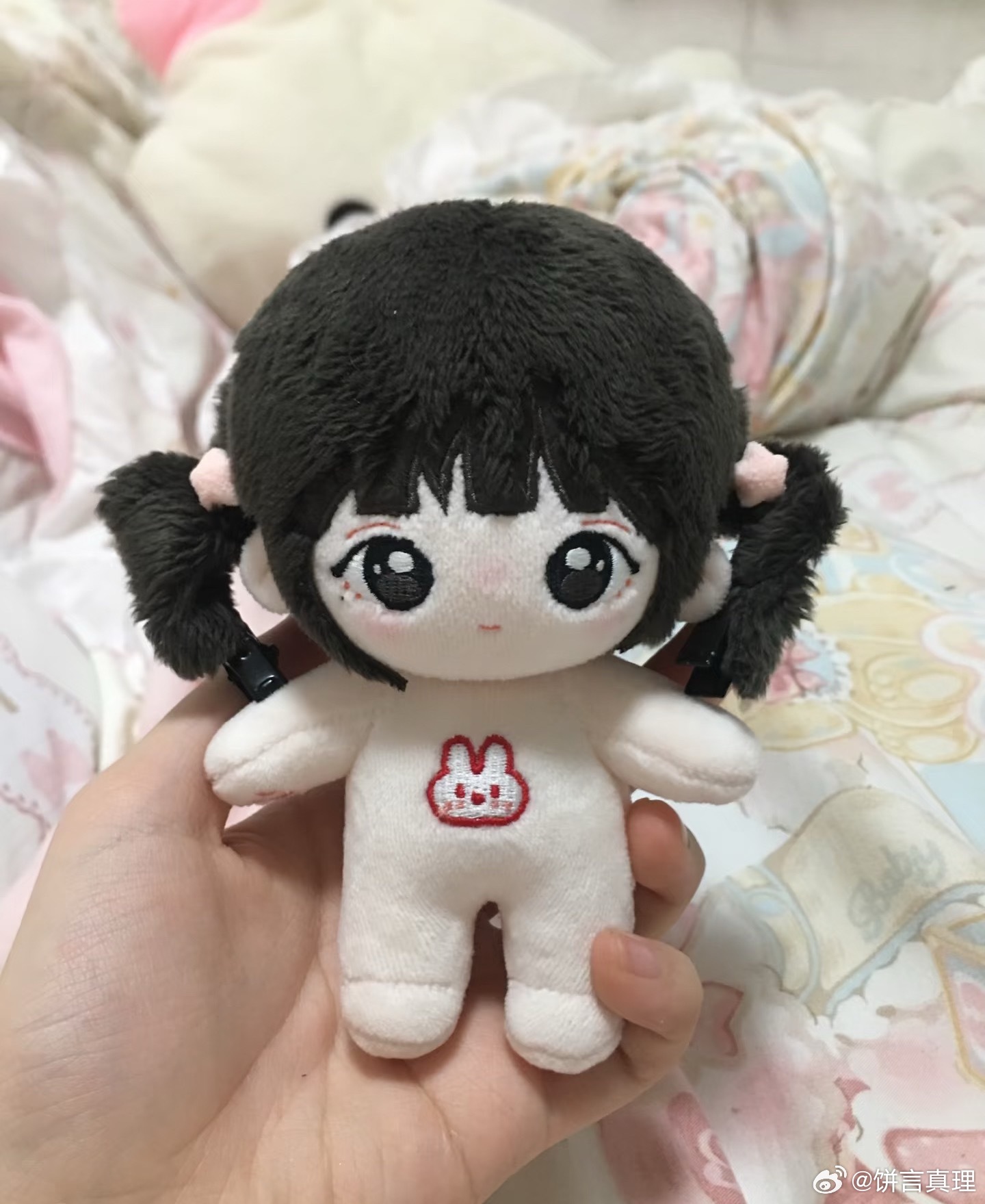 我真的体会到养孩子的乐趣了，下沉看到一片发片居然能有这么多玩法，我怎么觉得当初荬