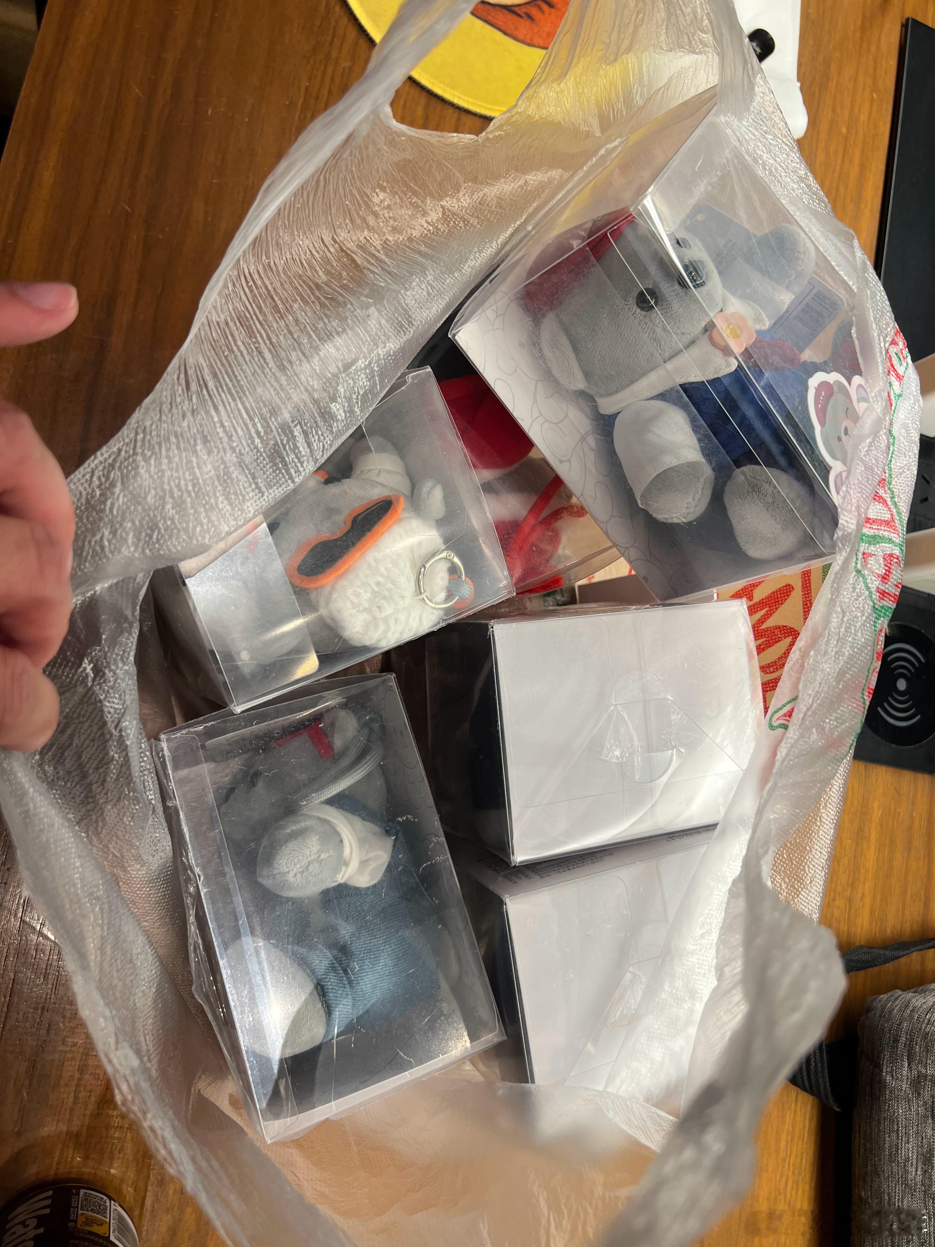 帮朋友们收集AITO熊，是我打卡喀什古城的唯一动力～我的日常plog扫街 喀什·