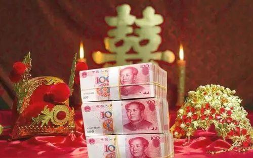 #结婚4天就离男子获退18万彩礼# 【结婚4天就离婚，柳州一男子要求女方返还18