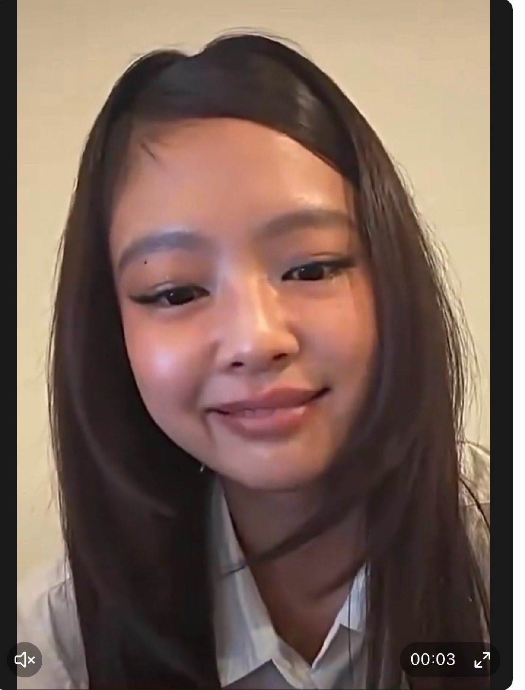 jennie的审土积累和塌鼻脸七三分天资很配，低配版🥣奶鲶玉凤 ，嘴歪脸斜，县