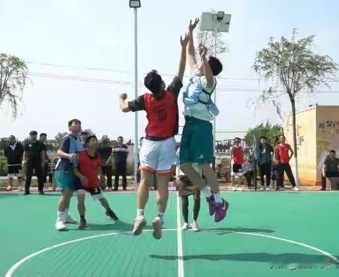 “村”举办“村BA”“村超”有没有经济基础，专家建议“去行政化”符合实际吗？村B