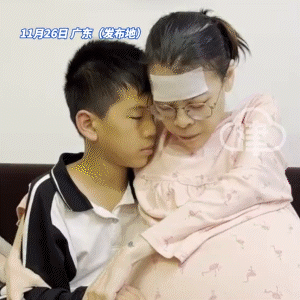 广东，38岁女子本是钢琴教师，患癌晚期后8年复发三次，使得肚子积液重120斤，人