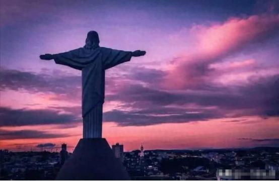 中国该如何打败美国？美国战略家给出终极答案
 
米尔斯海默常说，大国竞争先看 “