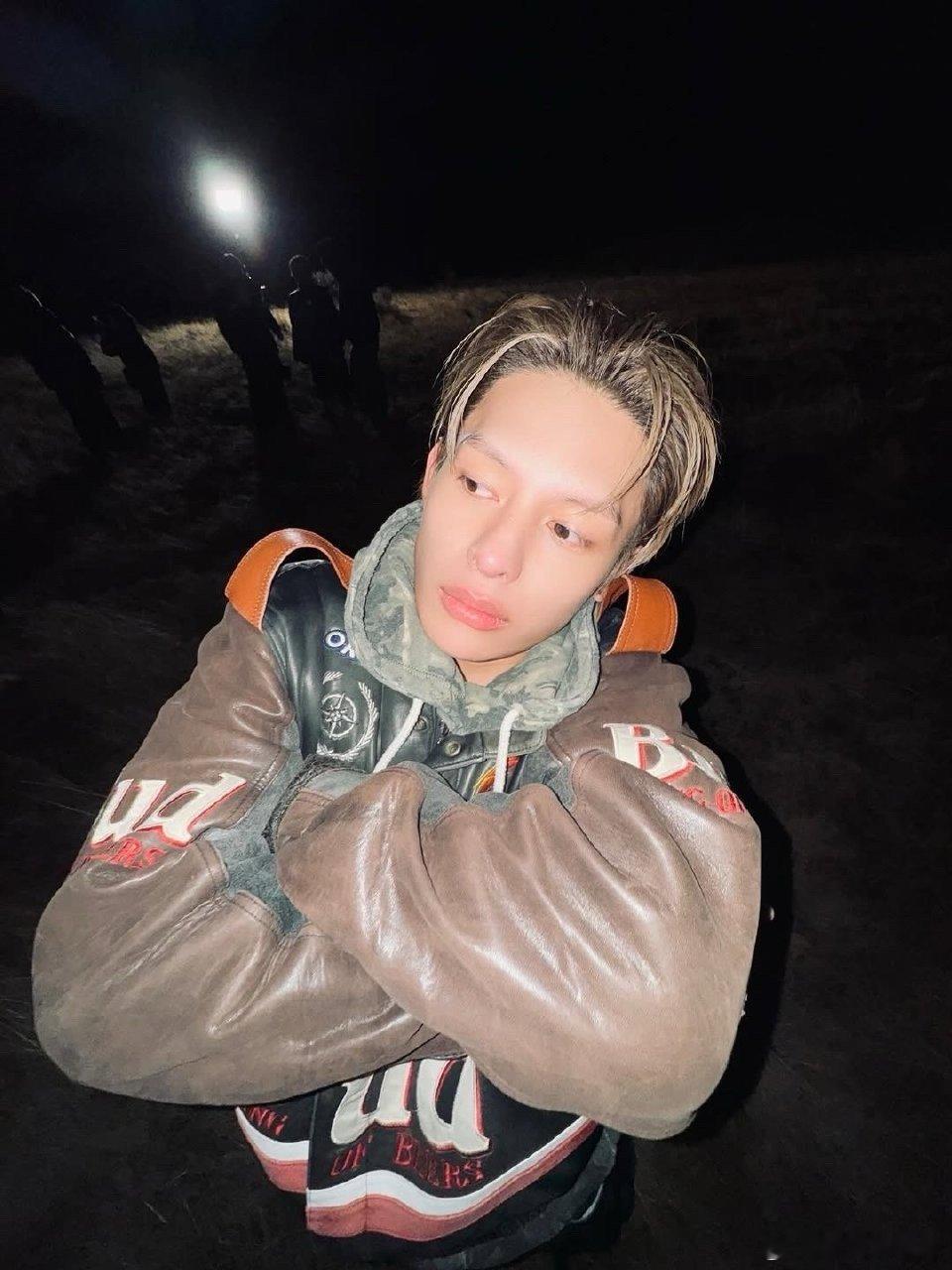 🦅🦅  根本逃不出JAMES的手掌心，我们JAMES长得真的太权威了😘😘