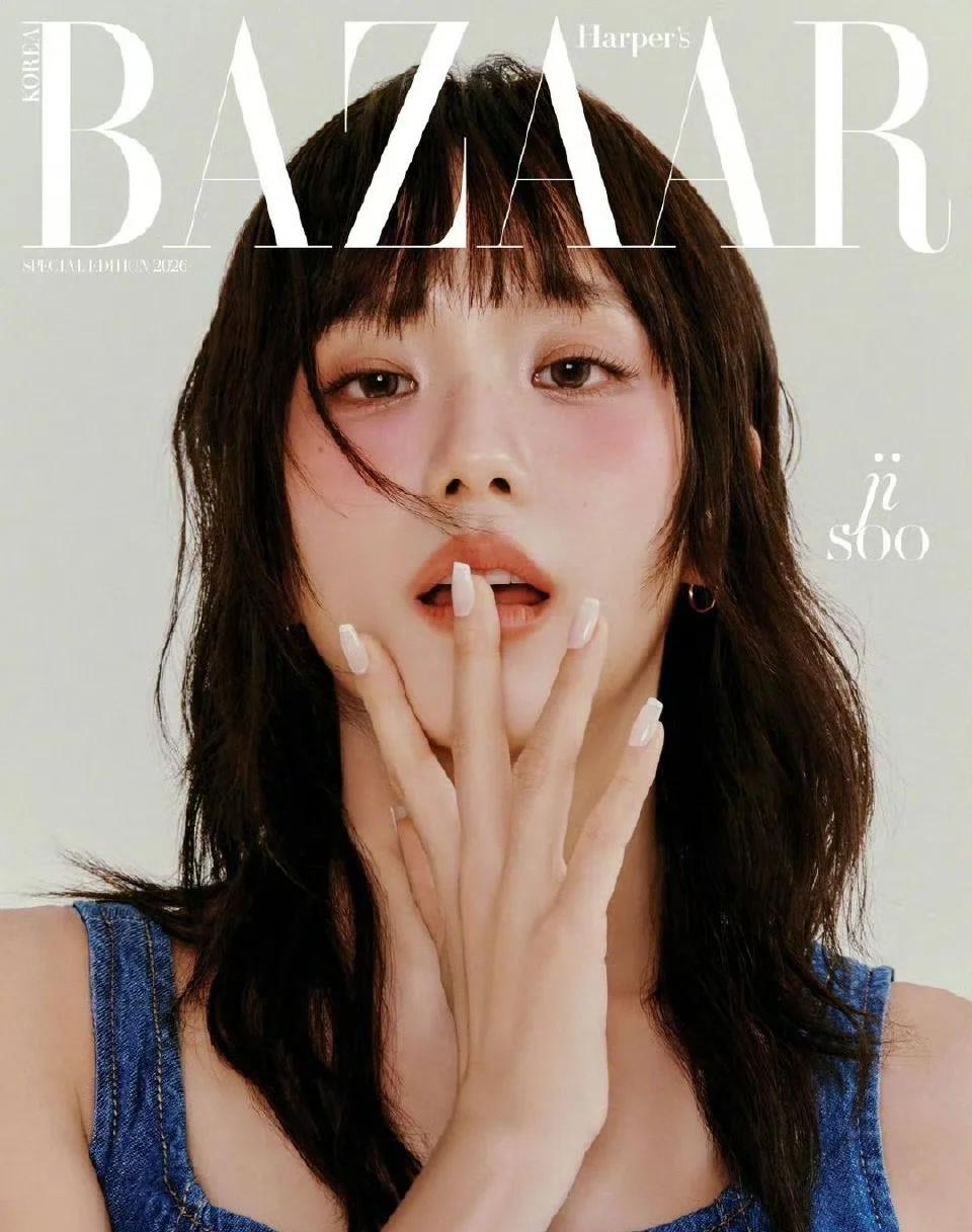 金智秀 X Harper's BAZAAR Korea画报
金智秀TommyHi