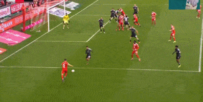 德甲半场战报：拜仁慕尼黑2-0领先法兰克福，帕夫洛维奇远射先拔头筹，凯恩头球建功