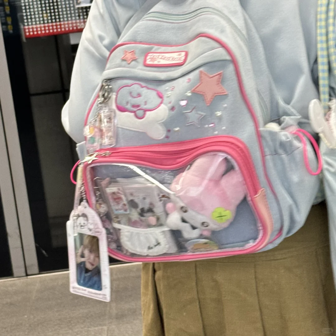 怎么办！这书包好可爱！o̴̶̷̤ ᴗ o̴̶̷̤