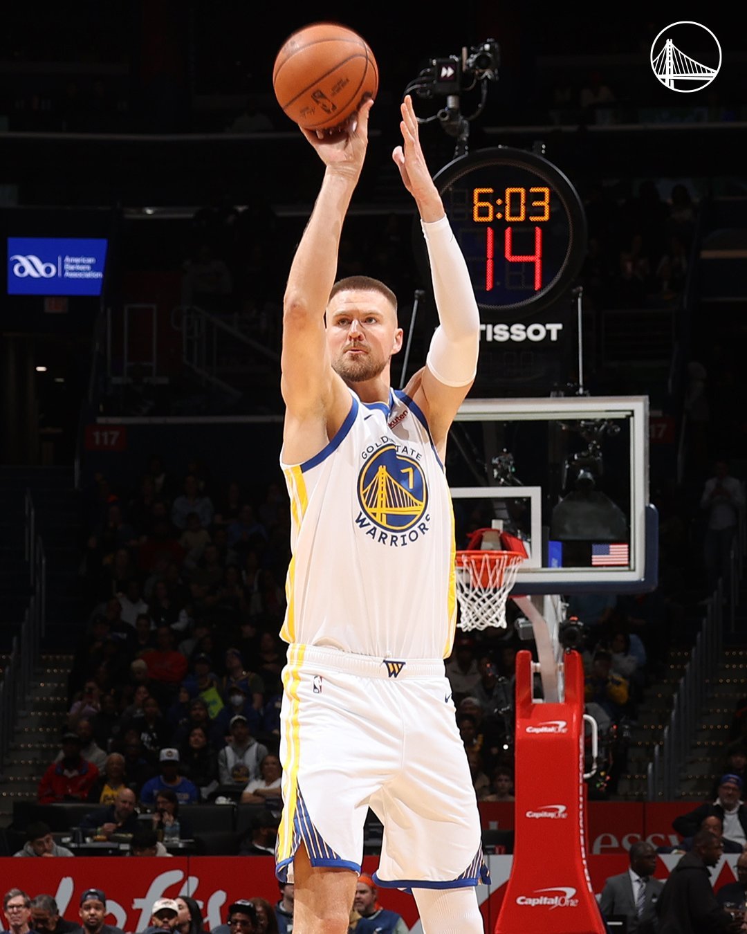 波神爽局：30分5篮板4助攻2断3帽仅用了25分钟，他的特点是和勇士适配度很高的