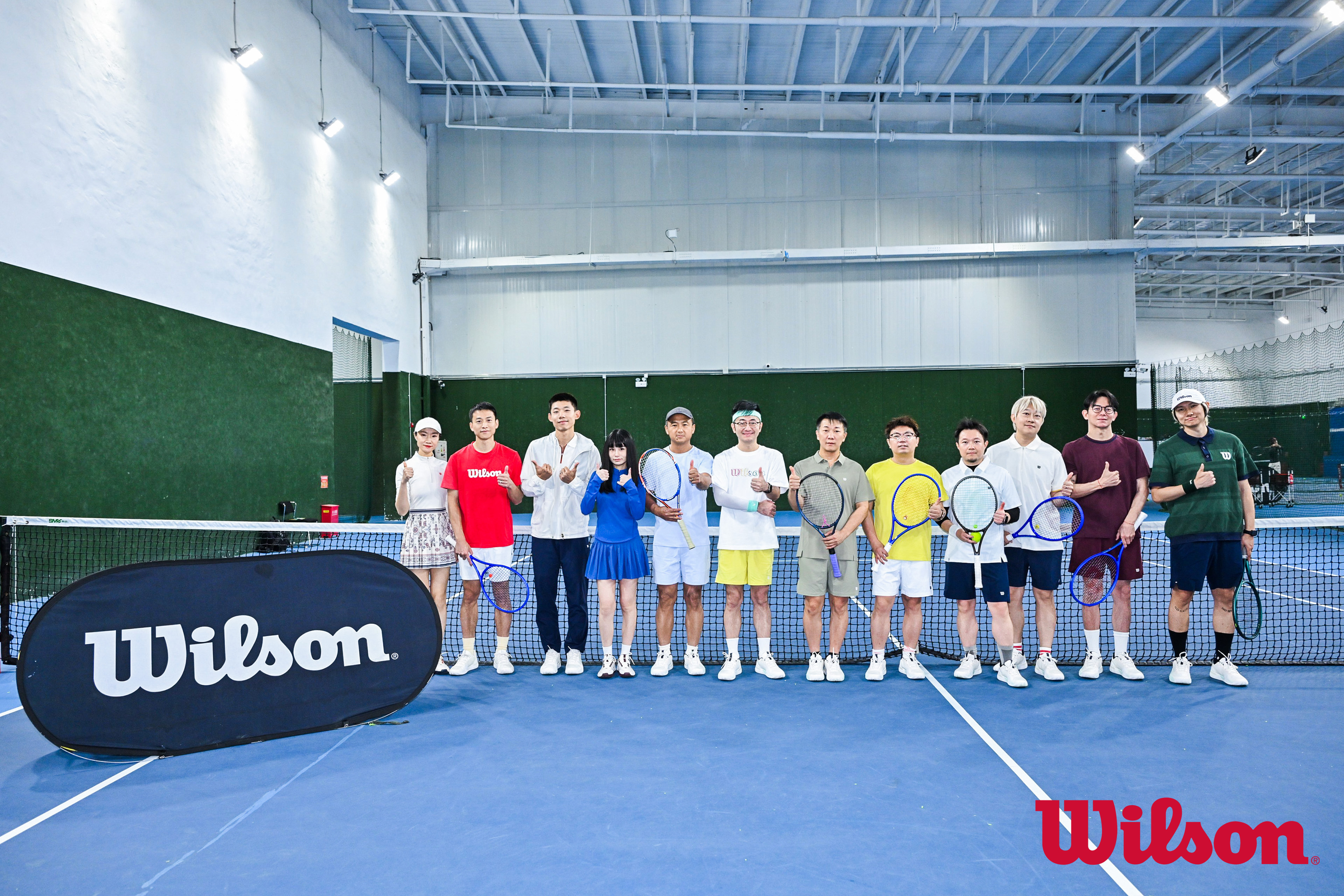 网球talking大会体育大赏 今天，有机会参加了Wilosn Rush新款网球