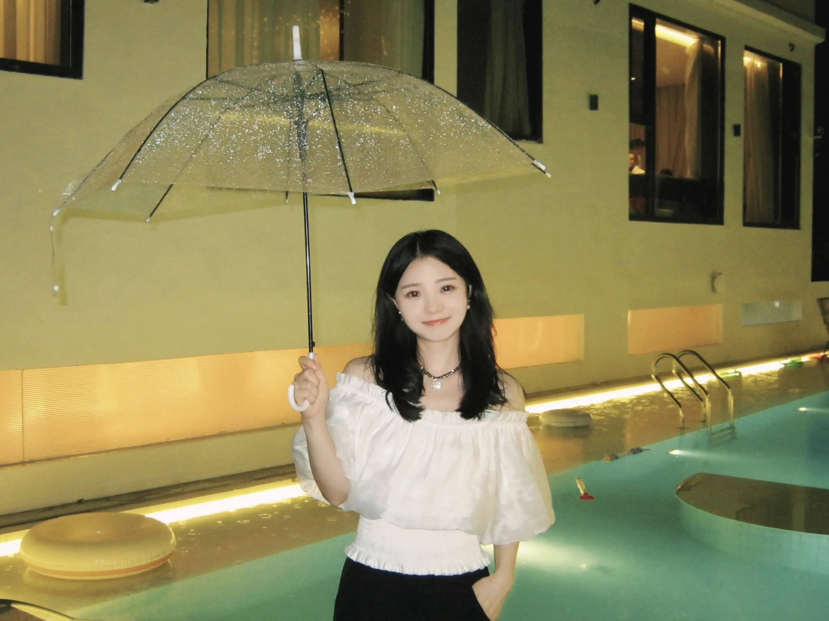 拼了命地刷存在（雨天拍照ccd战损版）