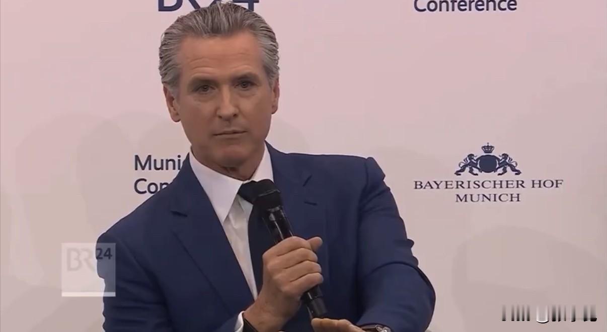 加州州长纽森在慕尼黑安全会议上对特朗普的抨击，早已超越普通批评，堪称一场公开“宣