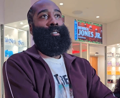 哈登谈对待球迷：我想留下精神遗产，给年轻人鼓励和希望