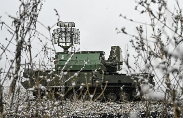 1月1日有28架敌方无人机试图攻击莫斯科。夜间突袭持续时间为0：27至3：50。