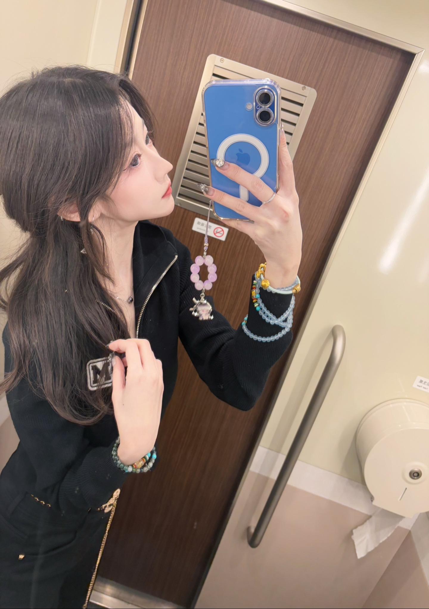 今年有384天 你要多爱我19天