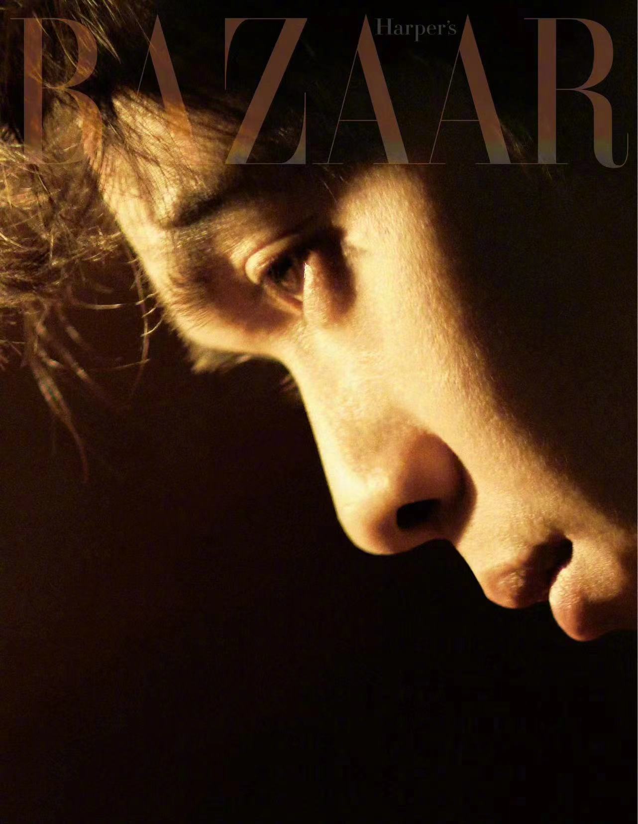 #张若昀首本五大女刊封面##张若昀时尚芭莎首封#艾瑞巴蒂看过来，张若昀时尚芭莎首