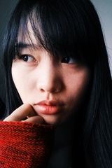 荔枝糕侃侃美女