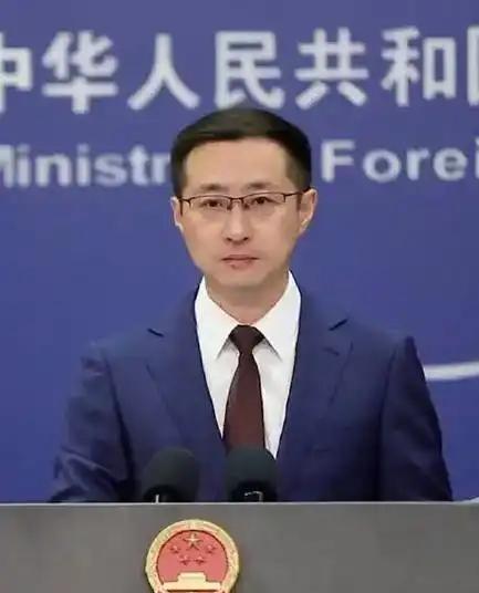 中国外交部发布声明，3月17日，针对特朗普接连两天受访时表示，将推迟访华行程。中