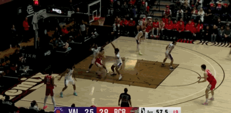 内外开花！杨翰森三分球也开张了！
在今天NBA发展联盟G联赛开拓者混音之城对阵山