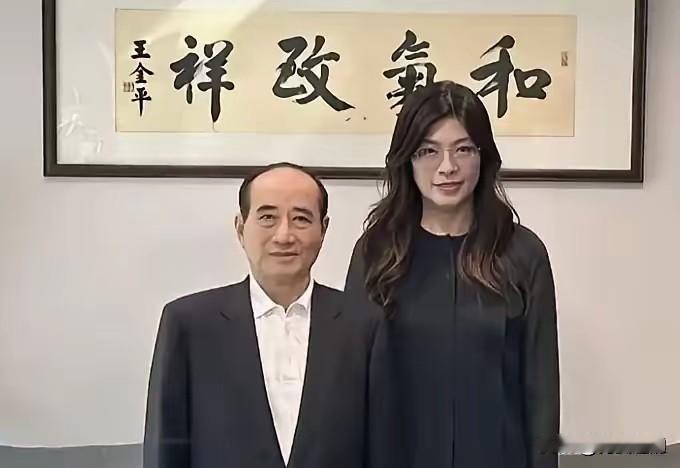 别把统一想太复杂！王金平84岁才说明白：统一就是让台湾人日子更好过
 
谁能想到