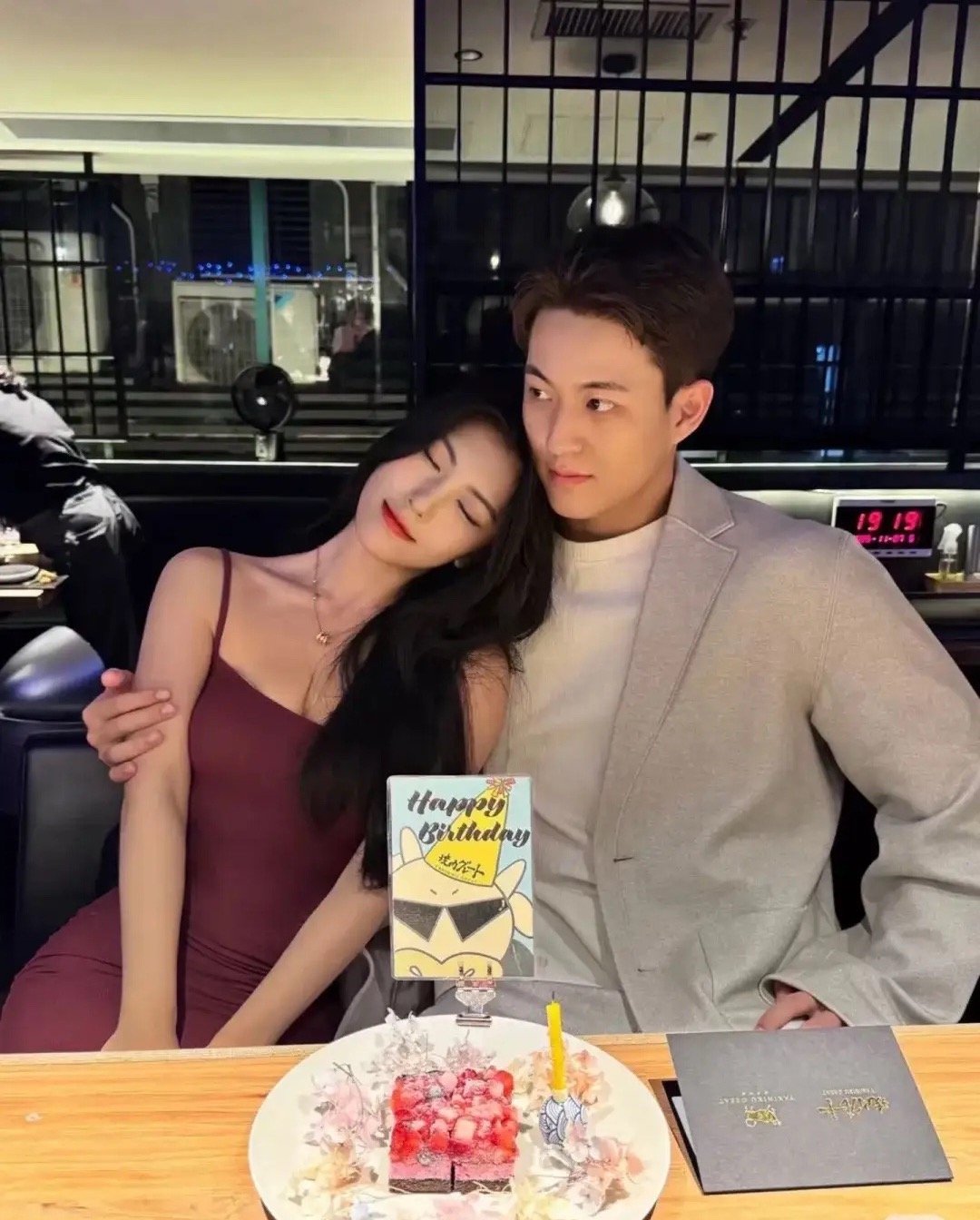 看过所有恋综最势均力敌的一对…… 