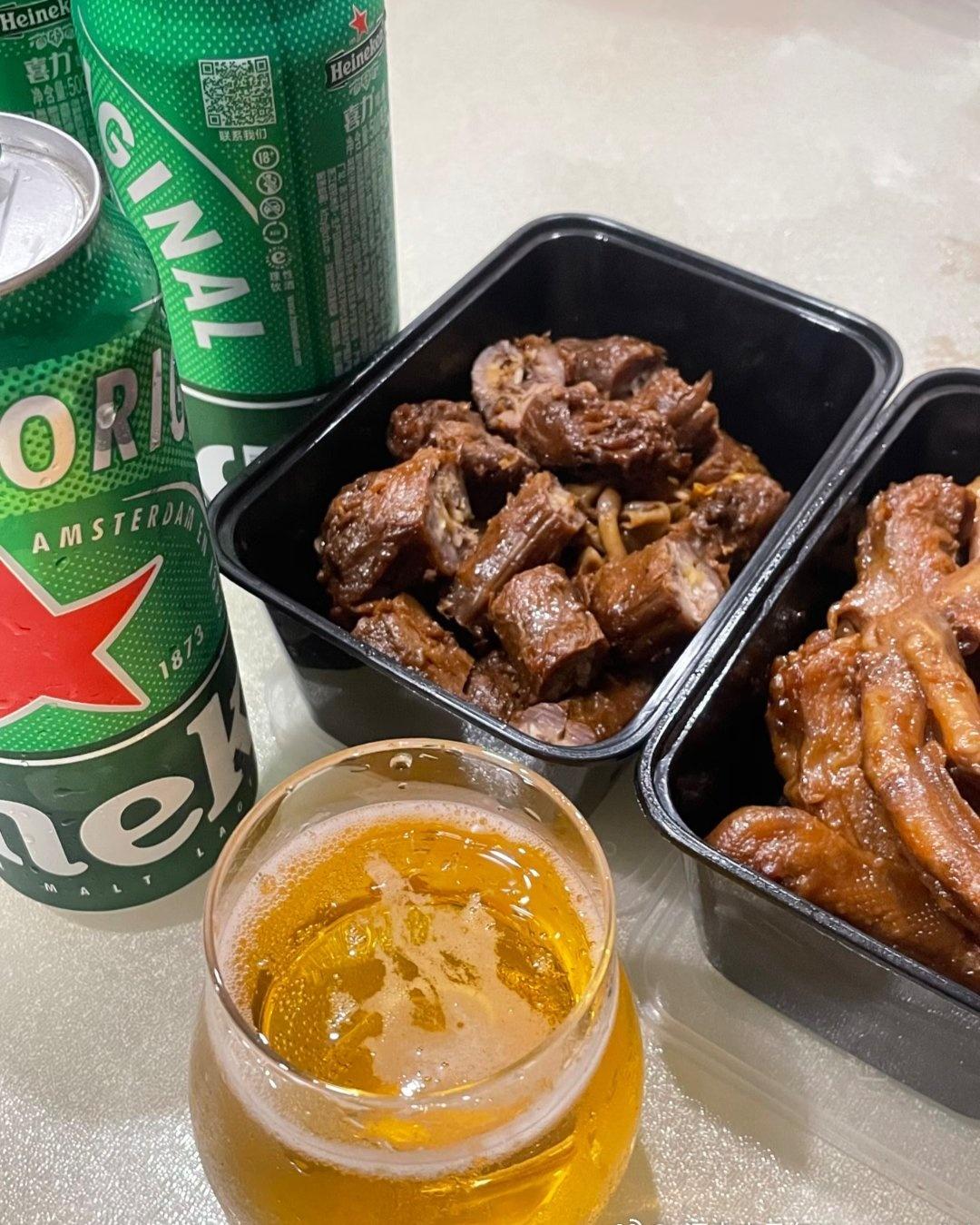 在微醺中，把自己还给自己…… ​​​