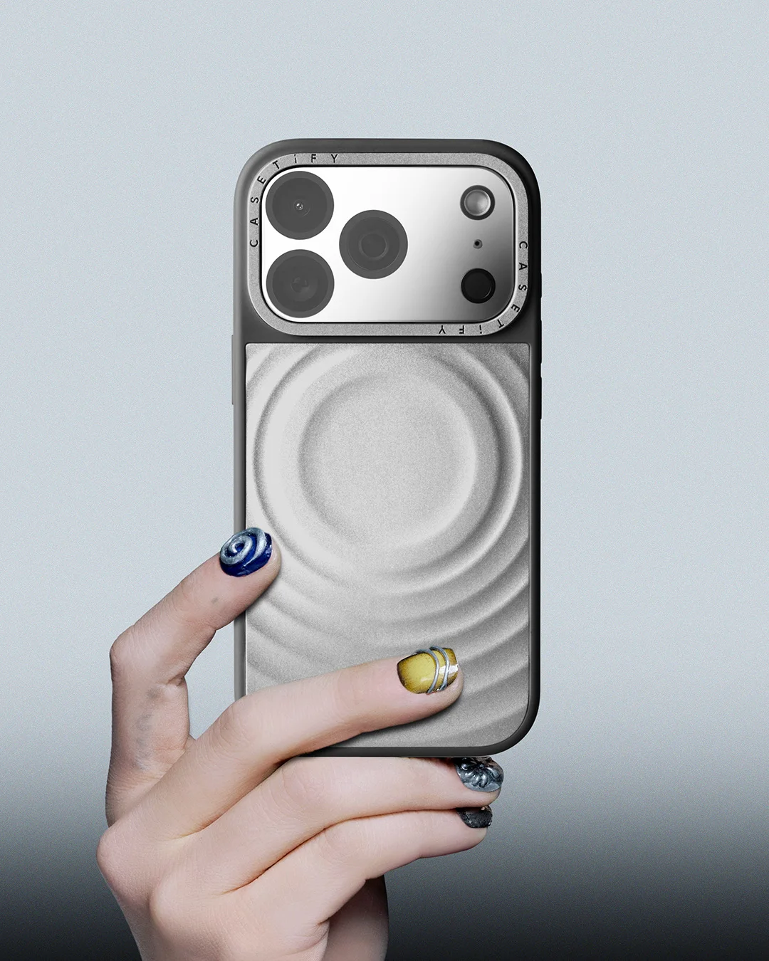 CASETiFY 15周年悬念：这位“时尚之王”会是谁