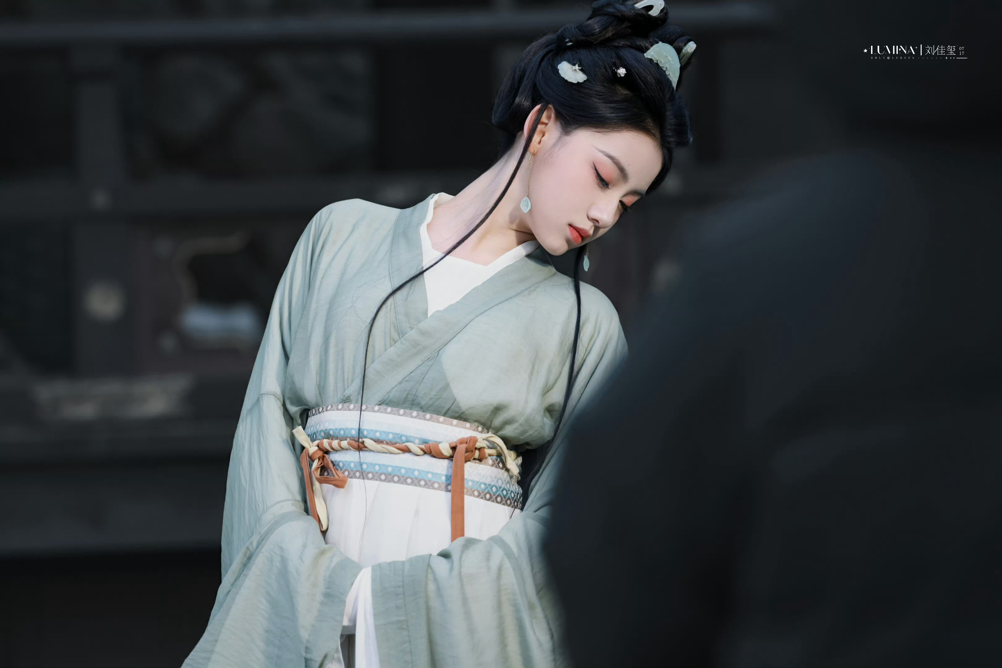 魏晋风造型～漂亮耶～～～刘佳玺 《》☽ 绿衣（绿白） 